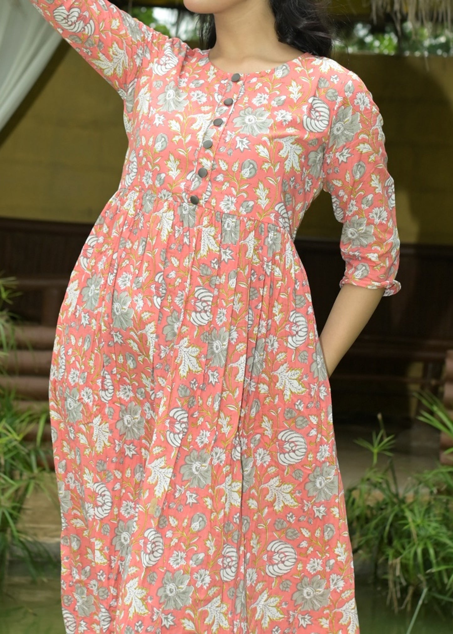 Mehar Cotton Women Gown - Tusok