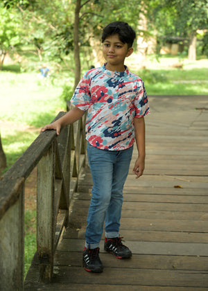 Stream/Cosmopolitan Kids Unisex T-shirt