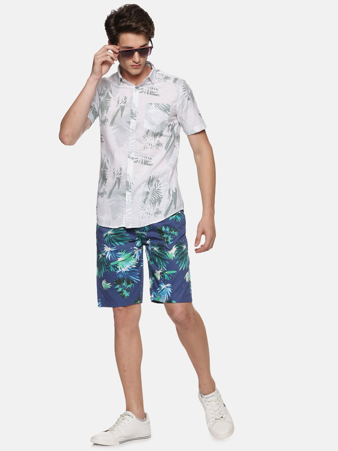 Seagrass Men's Tropical Printed Shorts - Tusok